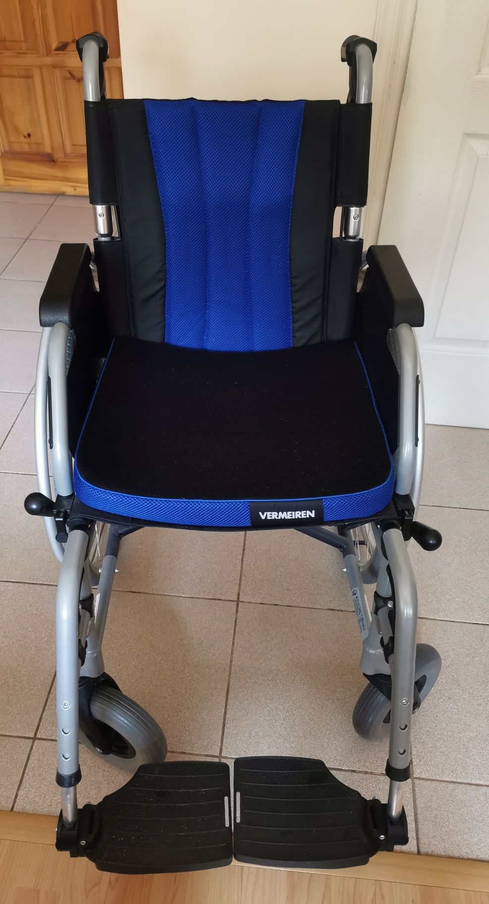 Lekki aluminiowy Wózek Inwalidzki Vermeiren Eclips X2