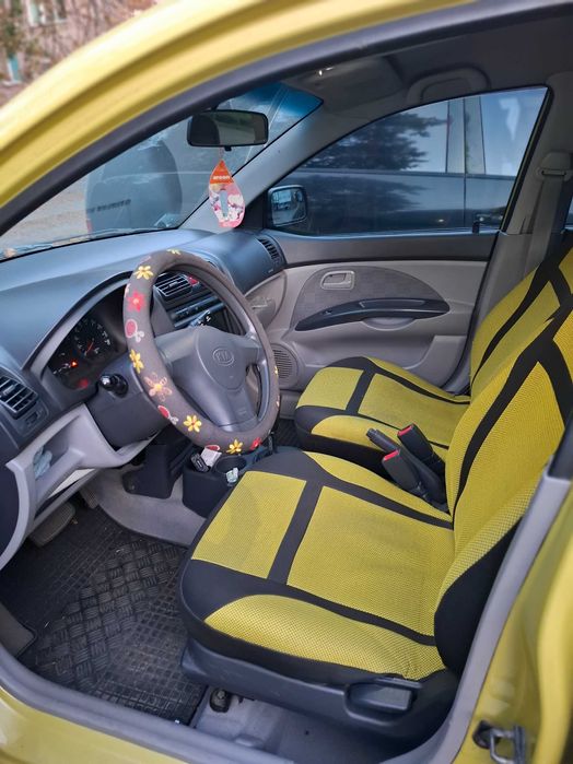 Продам автомобіль Kia picanto