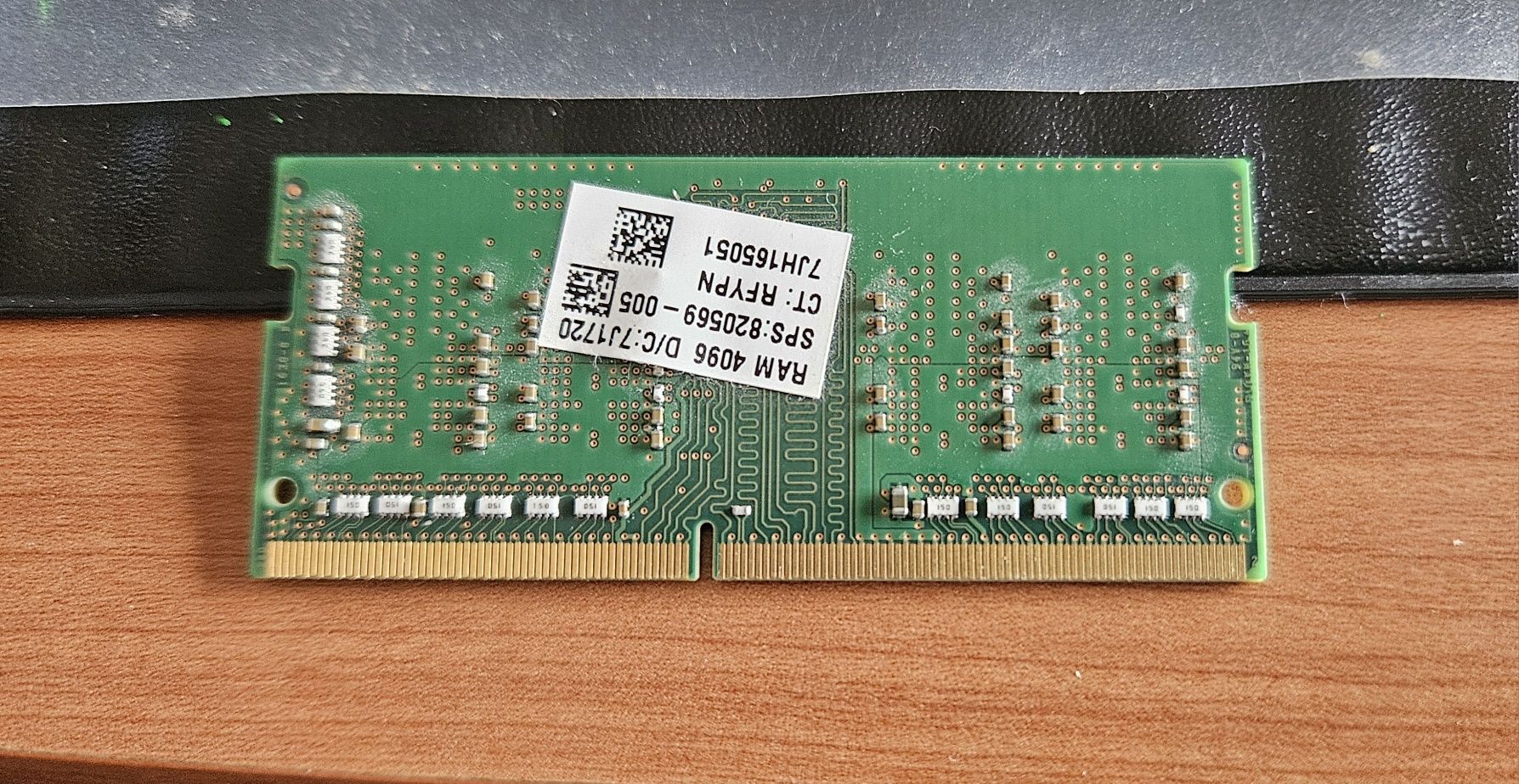 RAM 4GB 2400T DDR4
