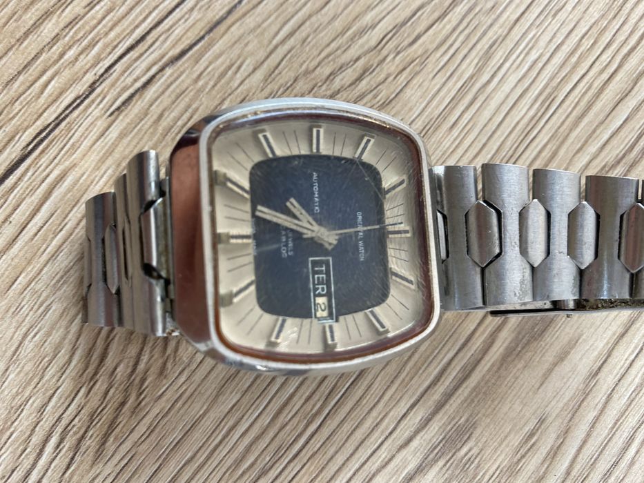 Relógio (não funciona)