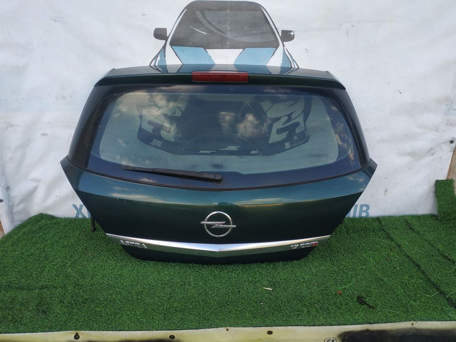 Кришка багажніка Opel Astra H Хечбек
