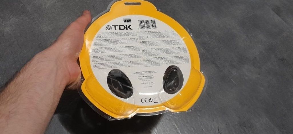 Walkman słuchawki nauszne TDK lata 2000