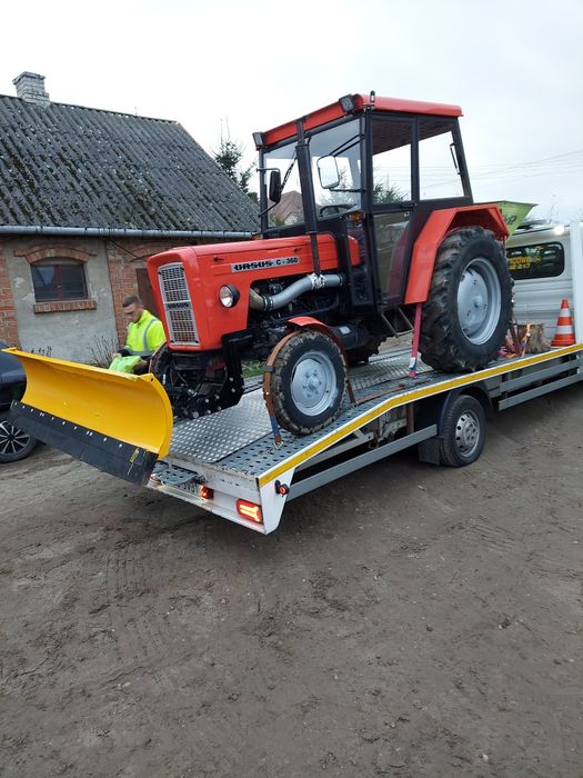 Odśnieżanie wynajem traktora