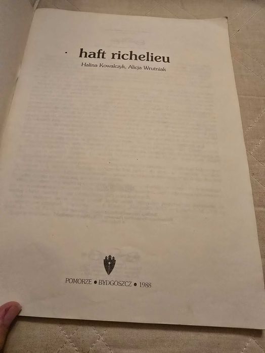 Haft richelieu książka