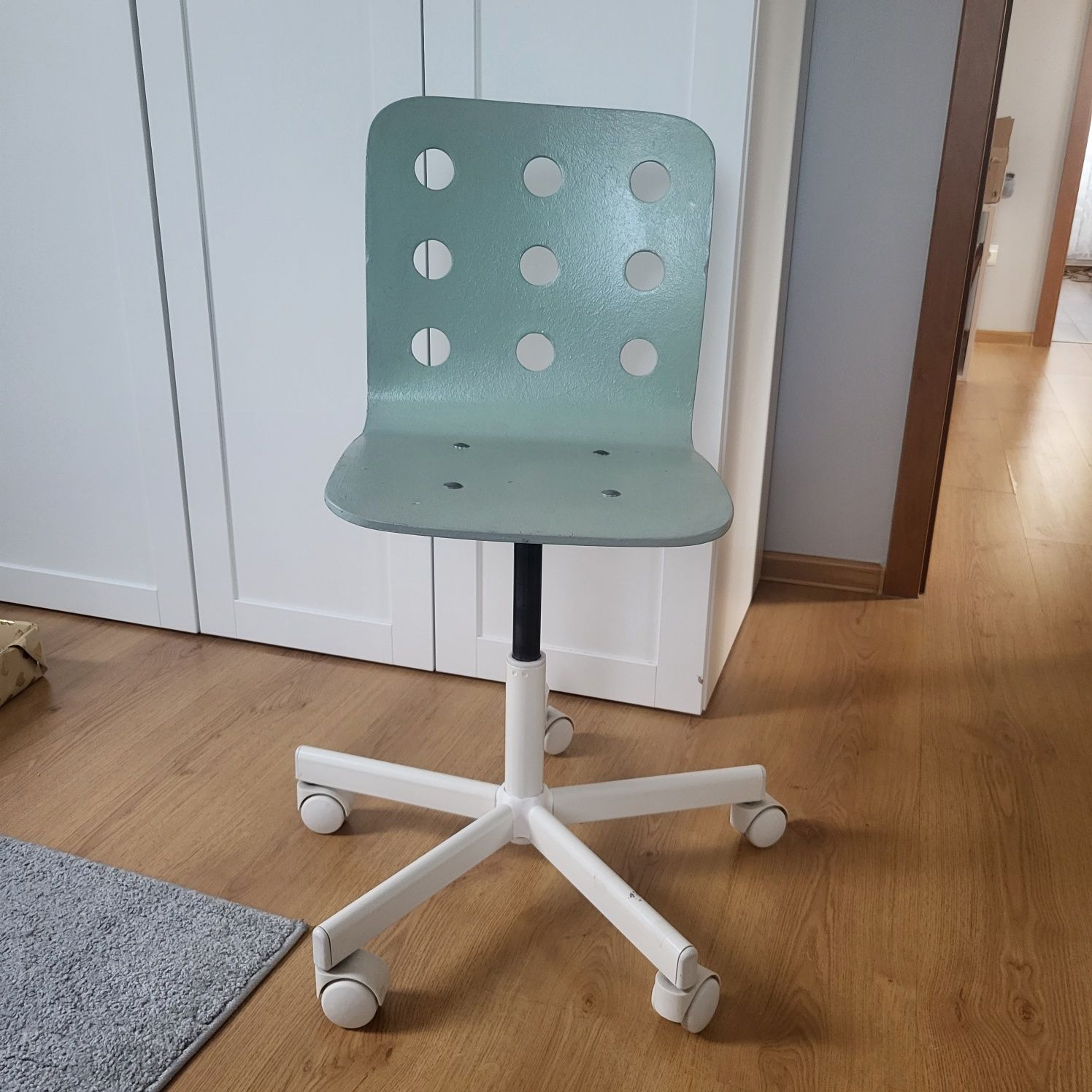 Krzesło obrotowe IKEA Jules miętowe
