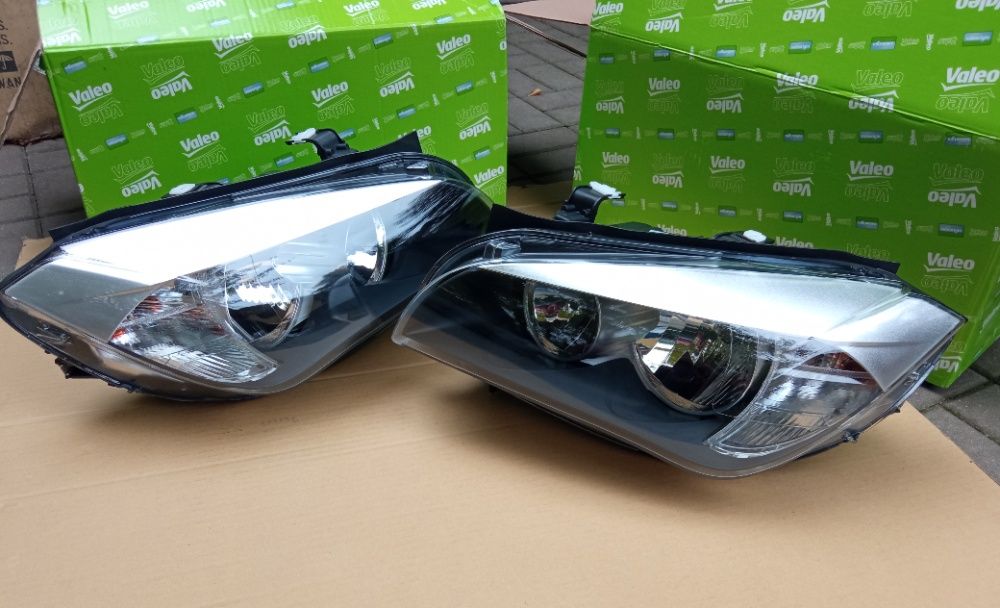 BMW X1 E84 lampa przednia lewa + prawa VALEO NOWE orginały