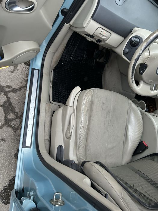 Продам RENAULT SCENIC 2006 року
