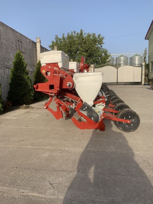 Сівалка пневматична УПС-8 СУ кукурудзяна,соняшникова,гарбузова