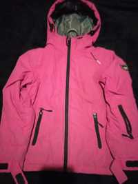 Продам куртку для девочки mountain peak