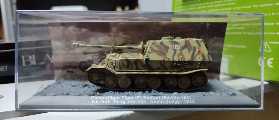 Vendo Miniatura de Tanque de Combate Panzerjäger