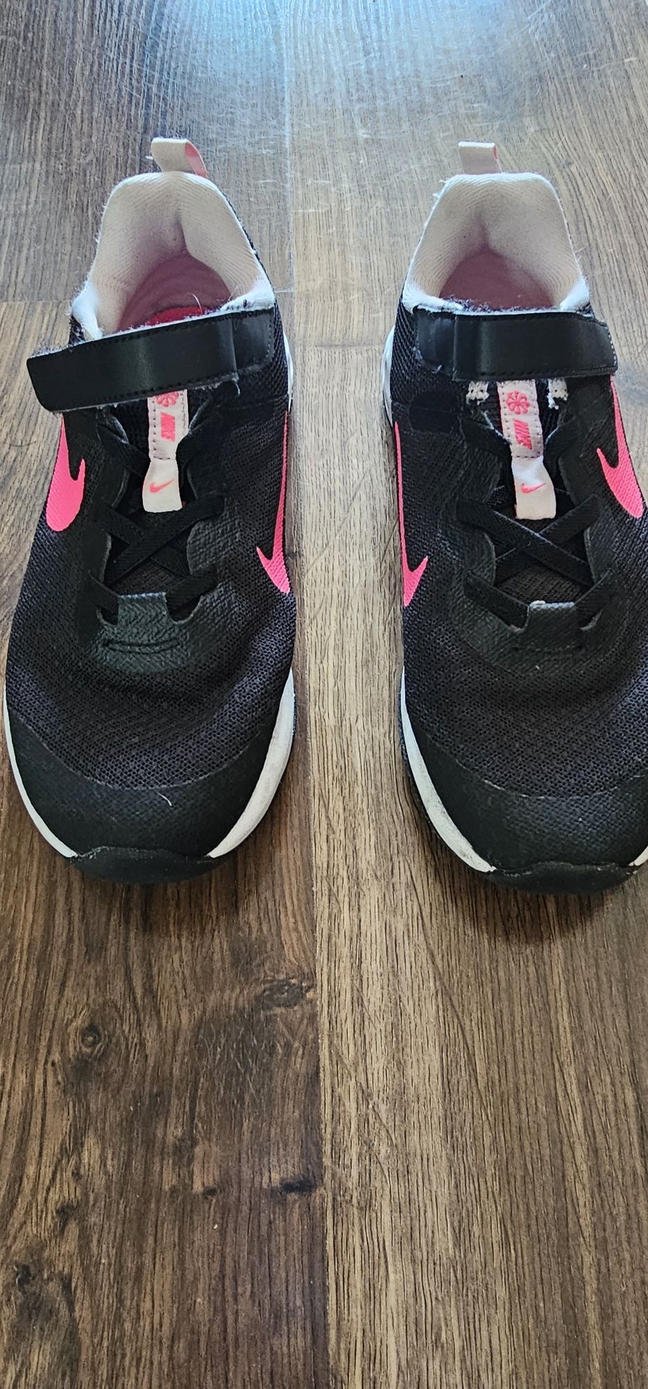Buty sportowe adidasy dla dziewczynki - nike revolution 6