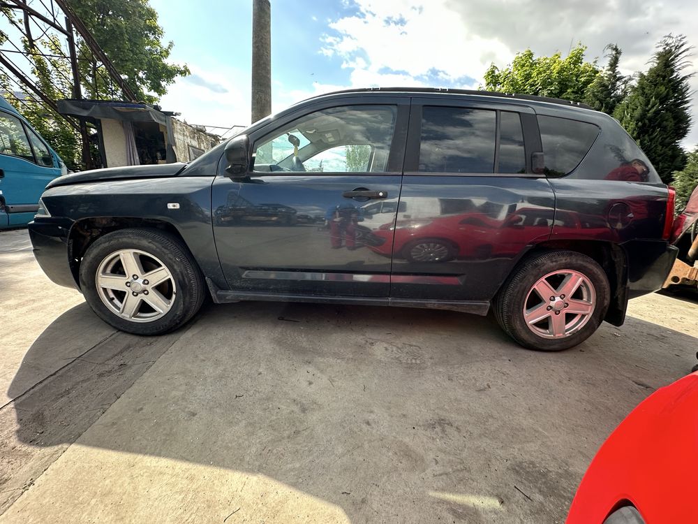 Jeep Compass 2.0 140 KM 4x4 na części Jeep Compass wszystkie części
