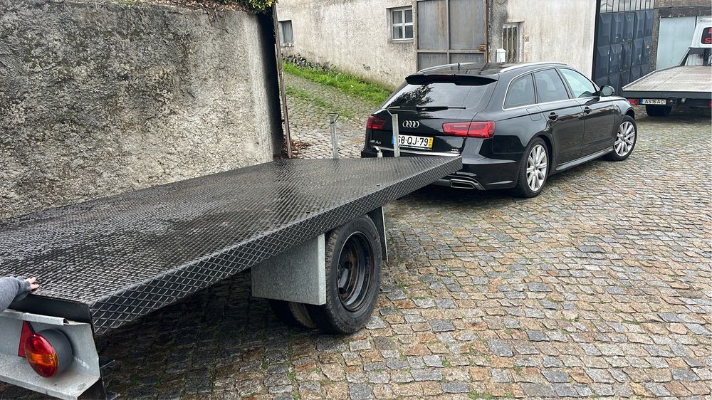 Reboque carga geral peso bruto 3400 quilos