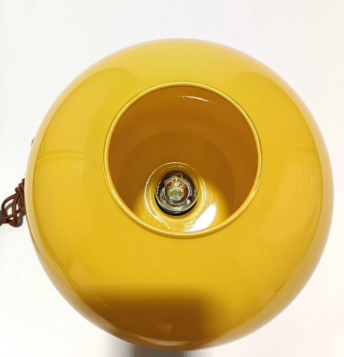 Candeeiro de mesa moderno em vidro