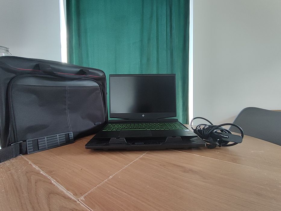 Laptop HP Pavilion Gaming 15 Win 11 +torba targus +podkładka Mad Dog
