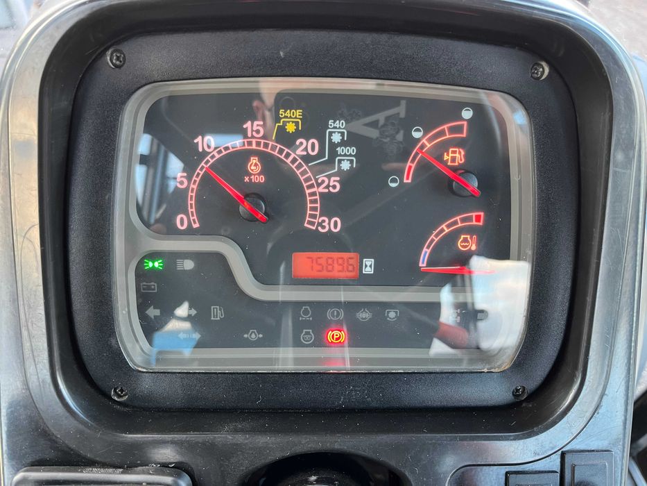 Ciągnik rolniczy CASE IH JX95 ,Sprowadzony z serwisu CASE