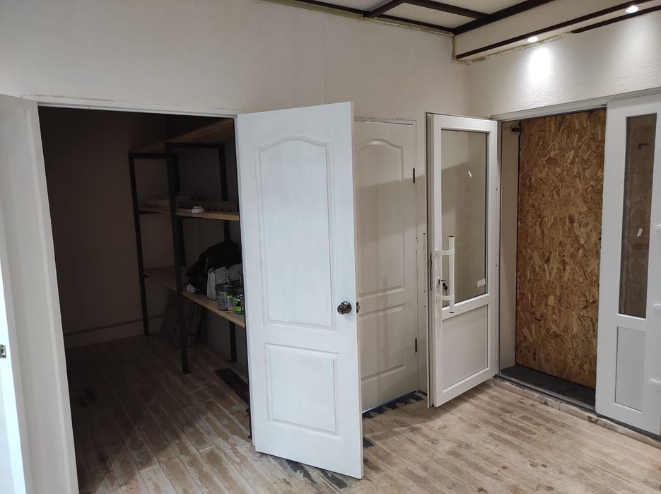 Продам комерційне приміщення, площа 71.7кв.м.