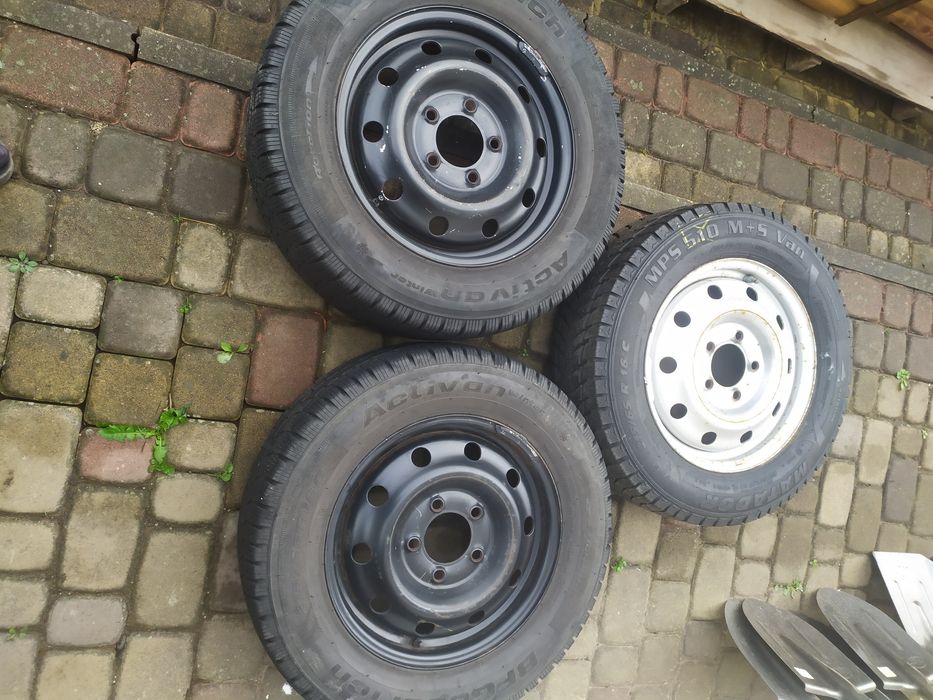 Диски 5/130 r16 et66 цо89.1 Рено мастер шини 215/65 r16c зима грузова