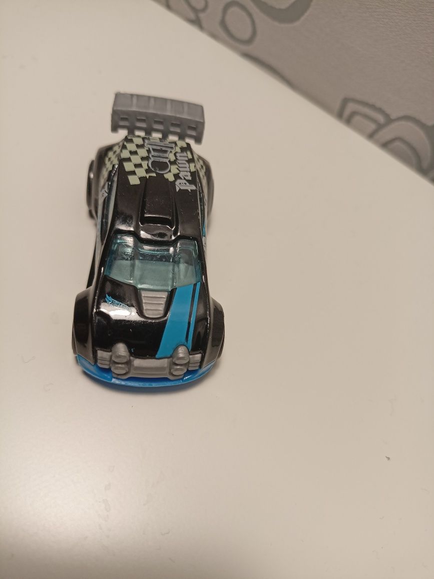 Samochód auto hot wheels