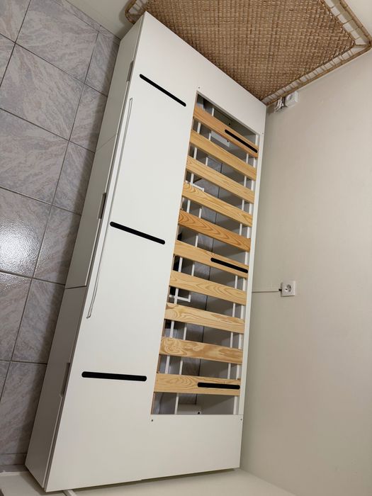 Cama branca nunca utilizada ikea 90x200