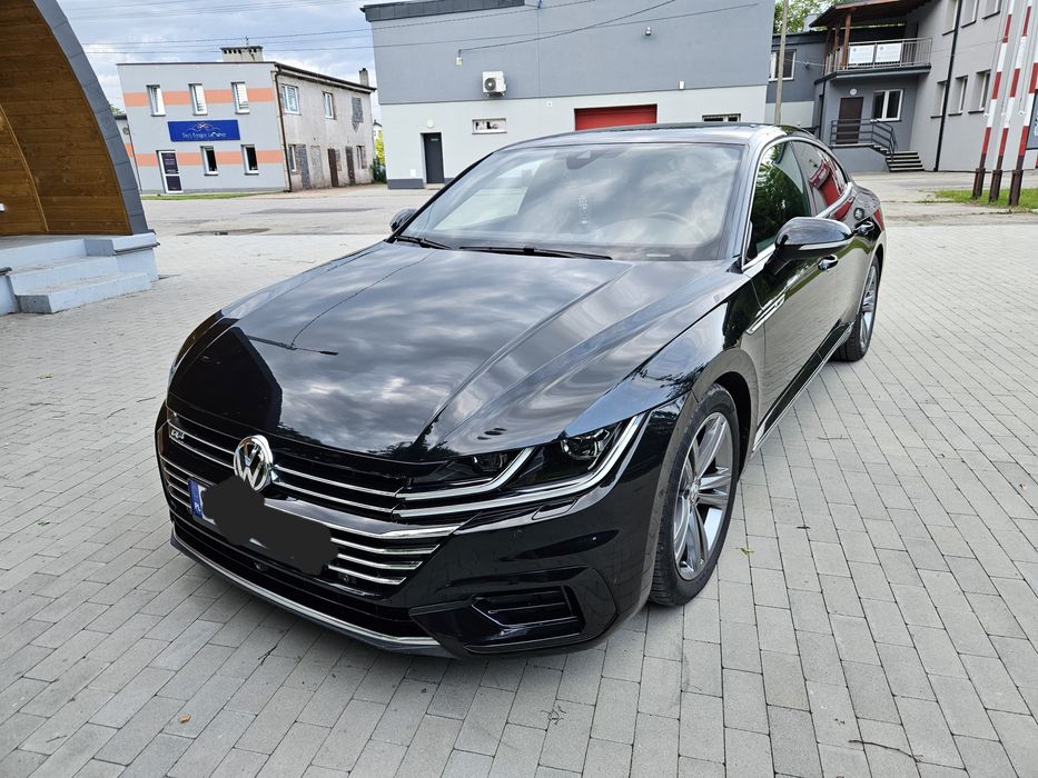 Arteon 2.0 tdi 4 motion R line 4x4 kamera 360 Virtual ambiente