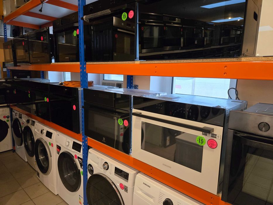 Janki, ul. Wspólna 6 Mikrofalówka do zabudowy Samsung NQ5B4313GBW