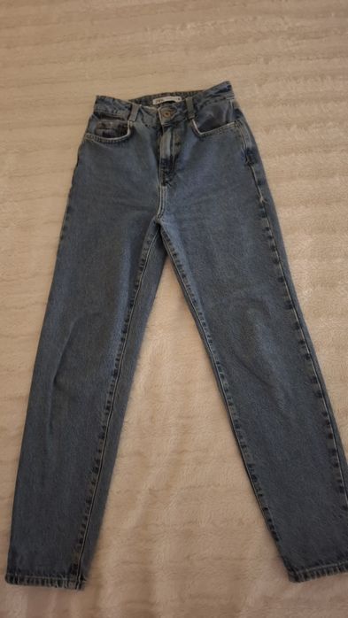 Майже нові джинси від Зара