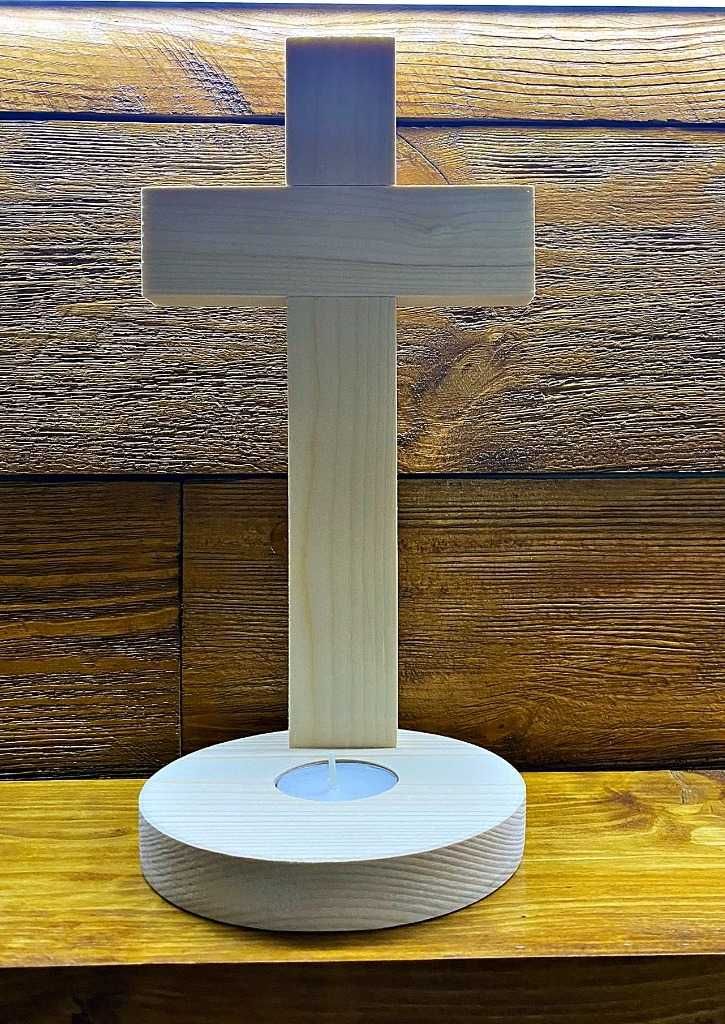 DREWNIANY krzyż ze świeczką, świecznik, 0317