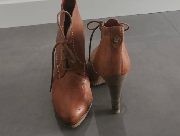Buty KAZAR kolor koniak 37