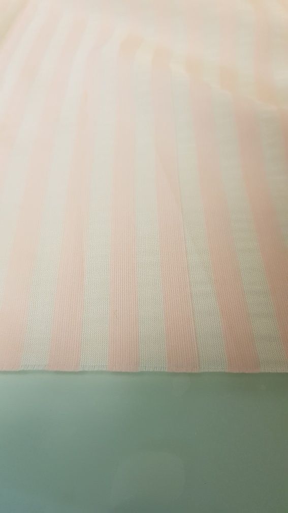 Ткань шифоновая персикового цвета