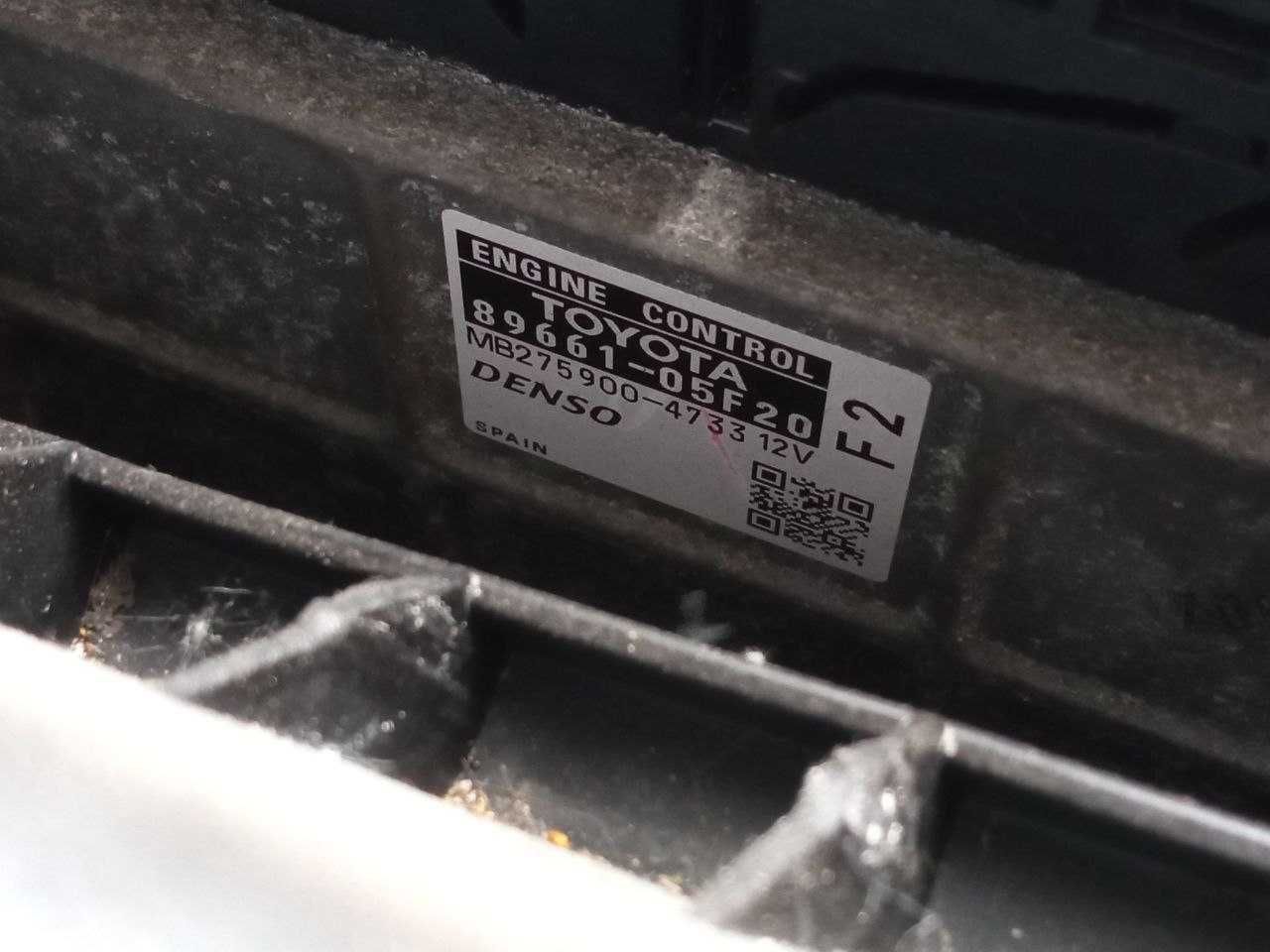 Блок управління двигуном Toyota Avensis T27 12-15 2.0D 89661-05F20