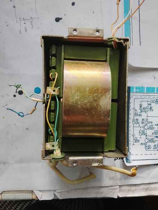 Трансформатор Одиссей 010 , корректор звукоснимателя.