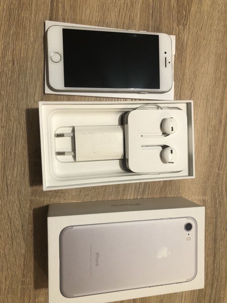 IPhone 7 srebrny