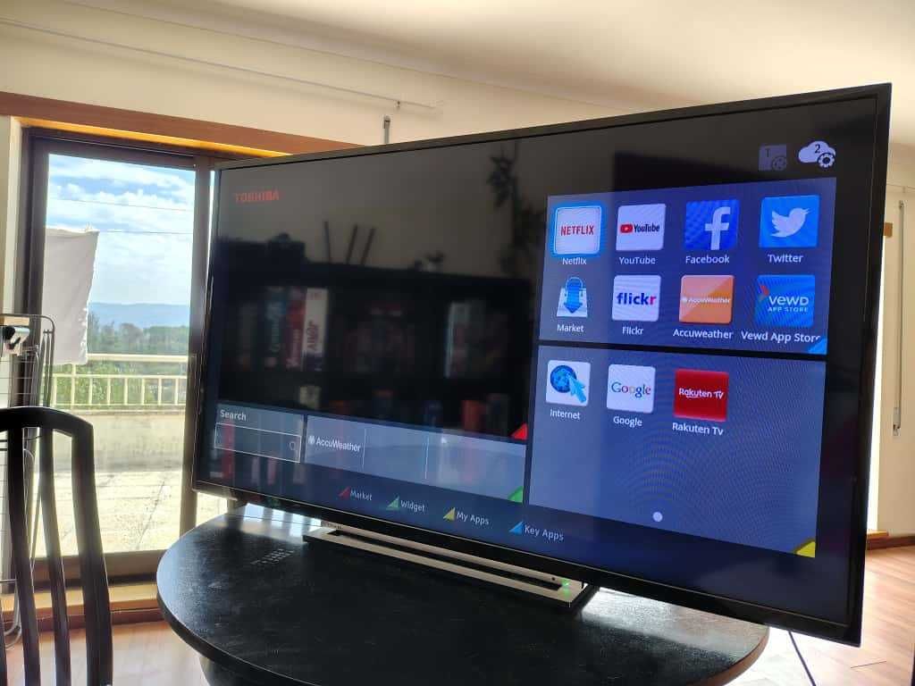 Televisão 55" Smart Full HD Toshiba 140cm