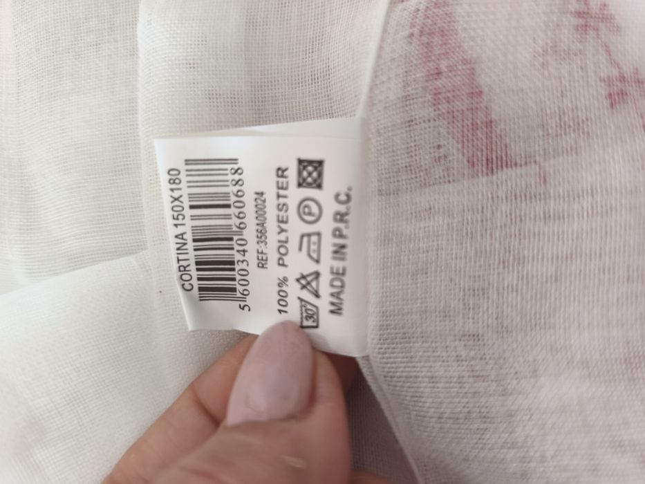 Cortinas de cozinha novas