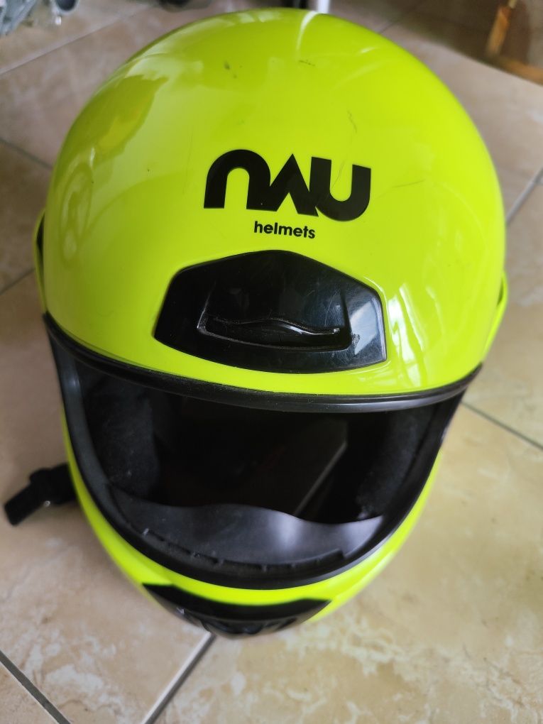 Capacete NAU amarelo