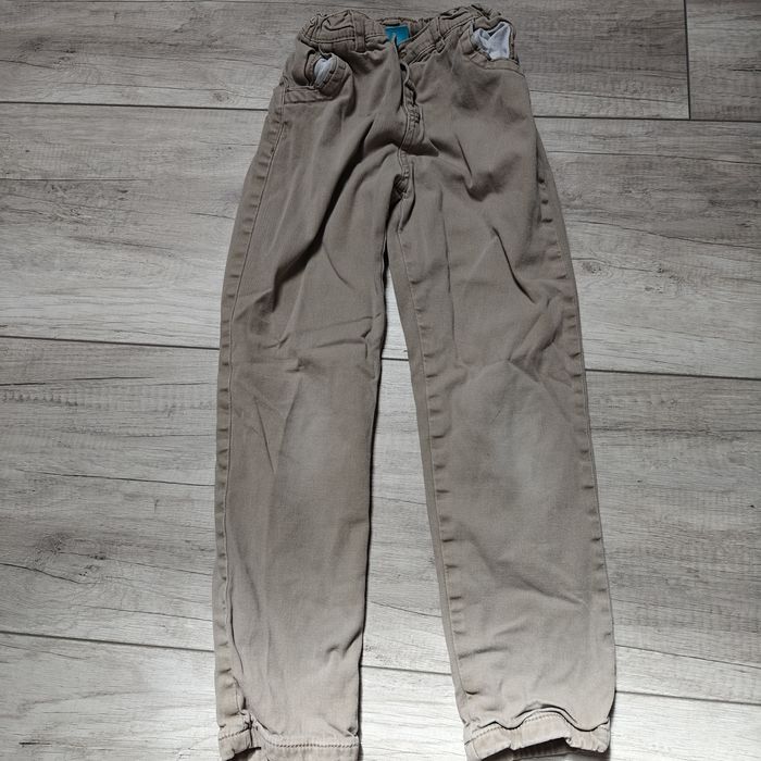 Spodnie dla chłopca 134 cm