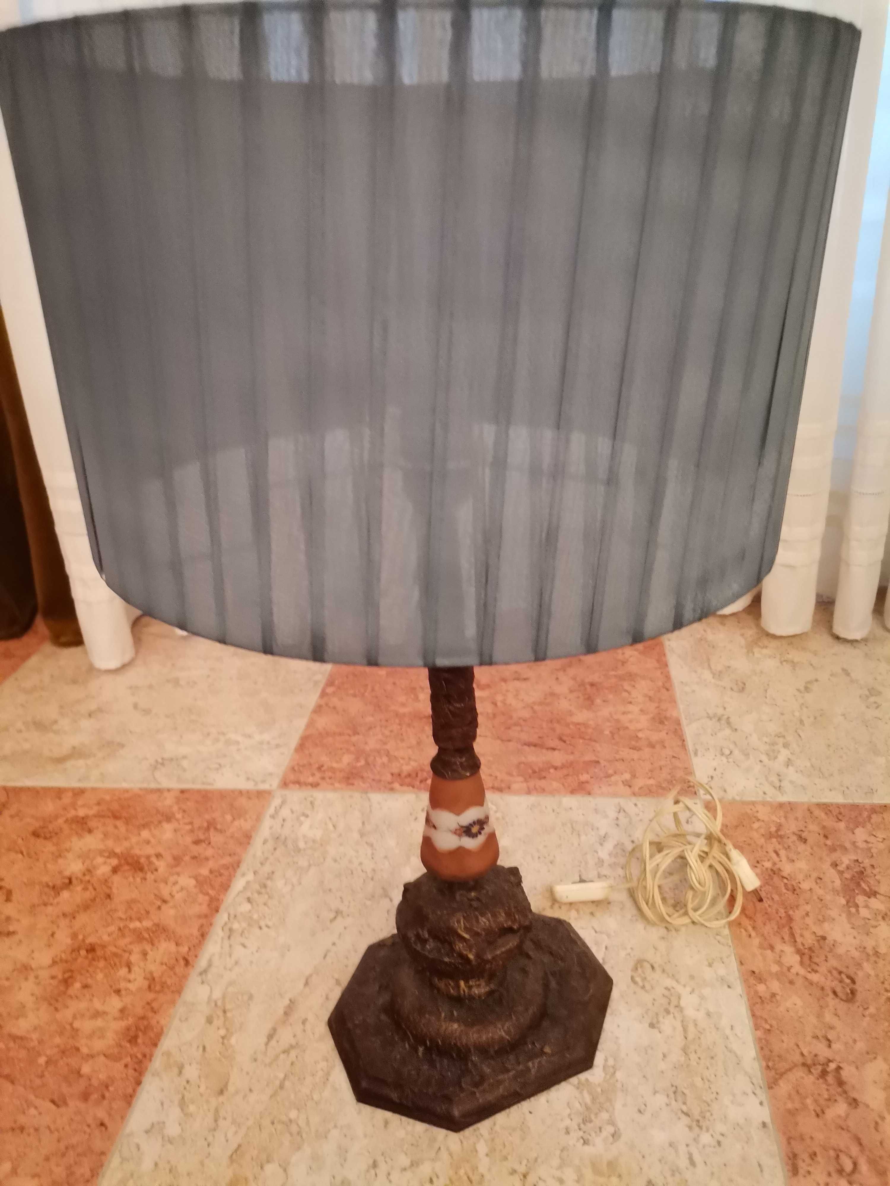 Candeeiro de mesa (excelente estado)