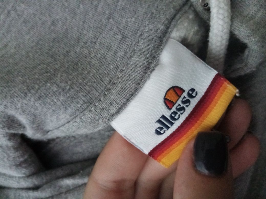 кофта ellesse    .