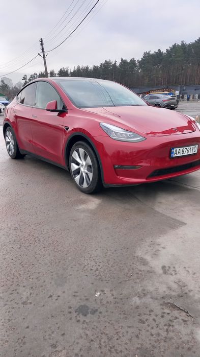 Tesla Model Y 2021, Dual motor, 82kW