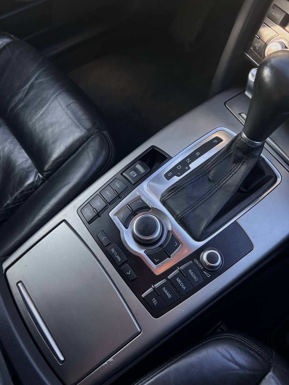 Sprzedam Audi A6 C6 3.0 TDI 2006 rok