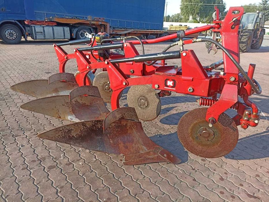 Plugi trzy skibowe Kongskilde Kverneland Hydraulika. Jak nowe!!!