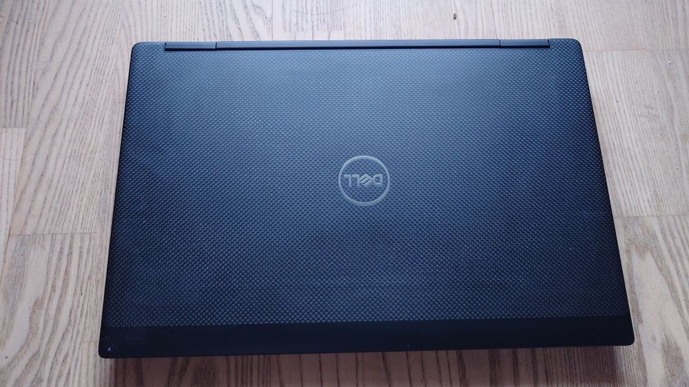 DELL Precision 7530 i7 32 GB RAM 512 GB NVME NVidia P2000 15,6 FHD