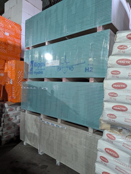 Гіпсокартон та комплектуючі.