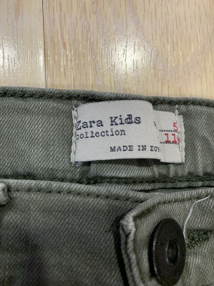 Джинсы Zara kids 110 см 5 лет