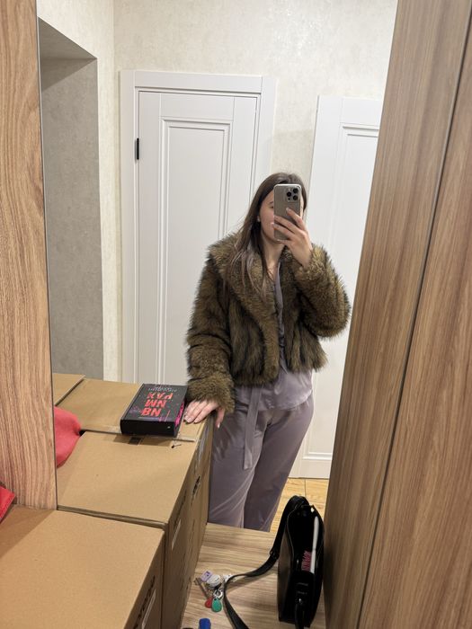 Шуба. Штучне хутро.