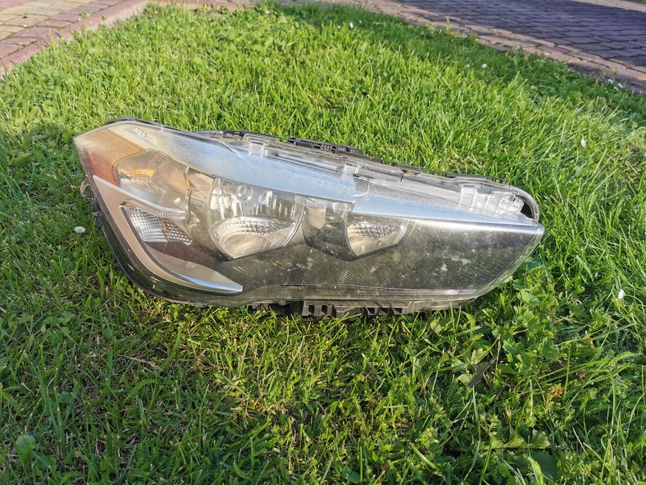Lampa przednia prawa BMW X1