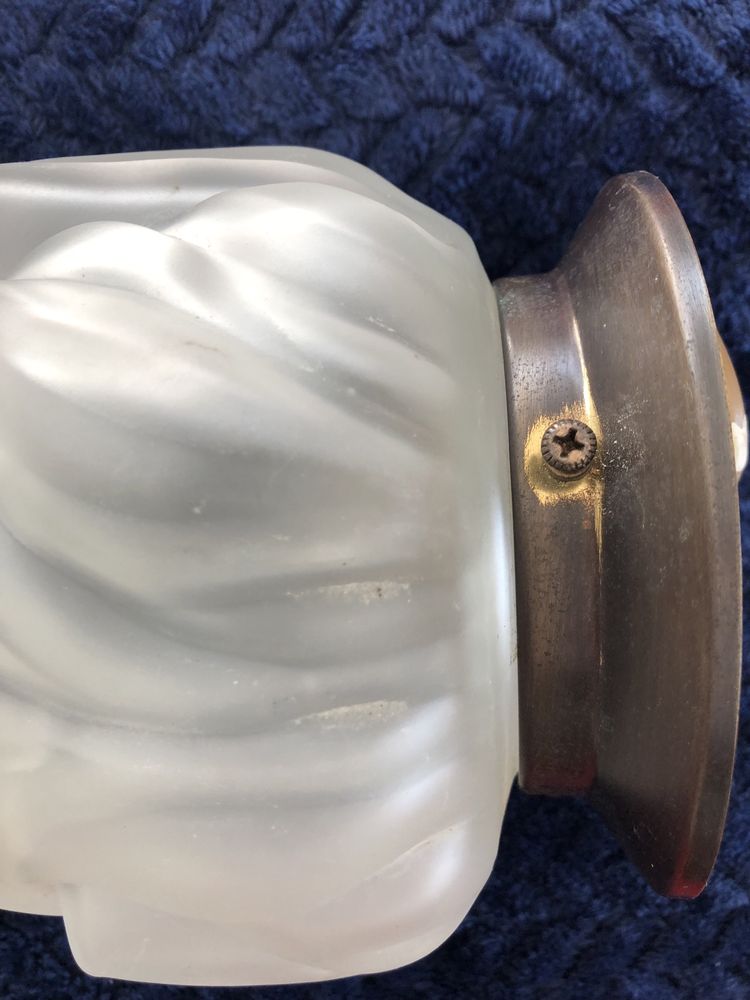 Stara lampa mosiężna plafon szklany klosz