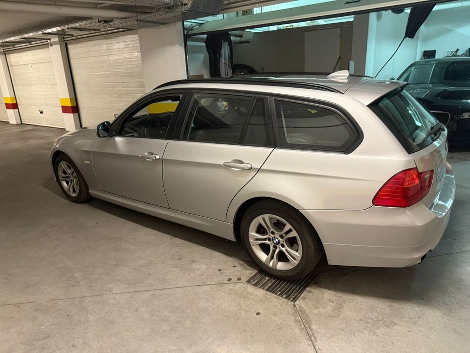 BMW 318d 2011 touring