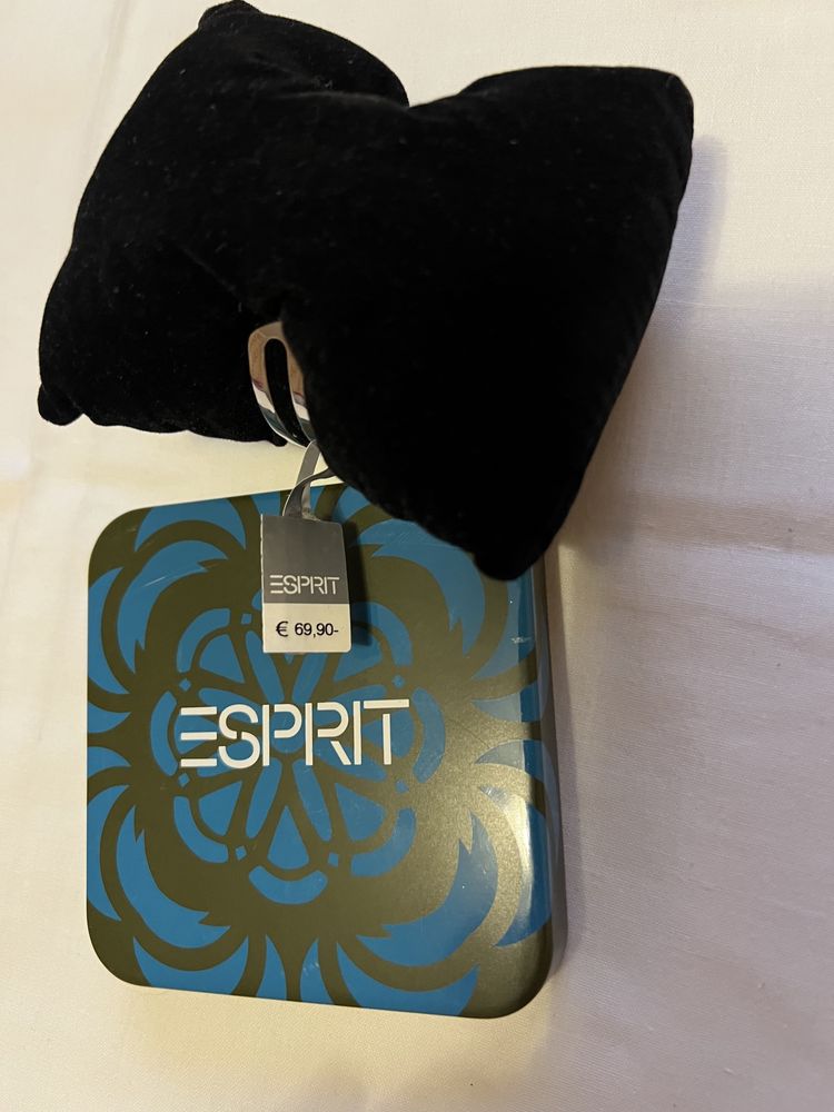 Часи/Годиник Esprit